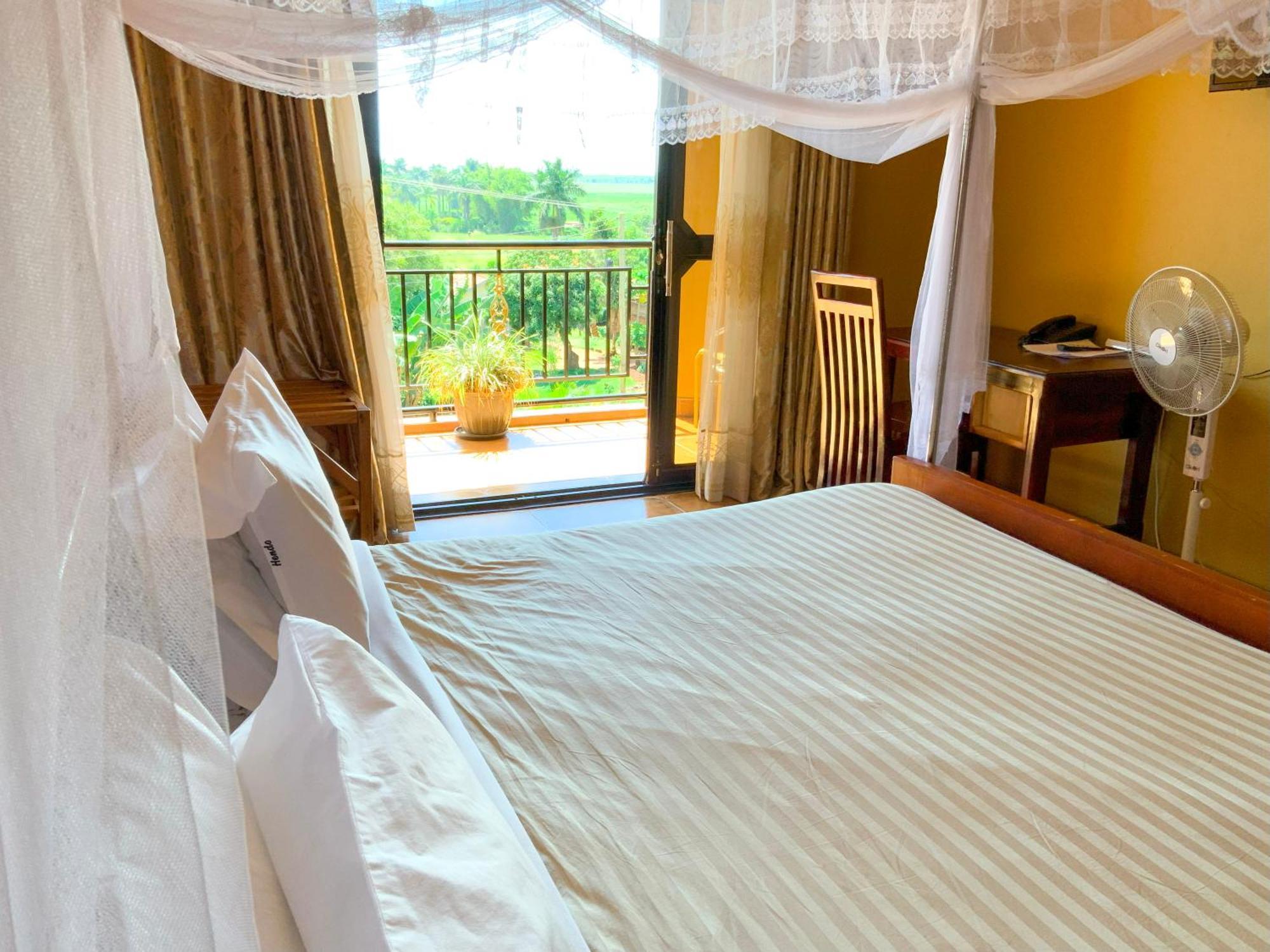 Hendo Hotel Ентеббе Екстер'єр фото